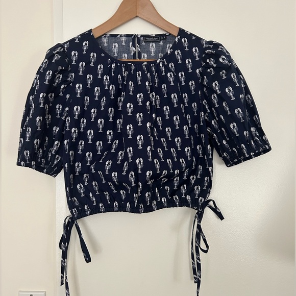 NEW Vineyard Vines Cropped Lobster Print Top - Picture 1 of 4